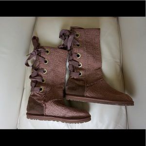 Mauve knit ugg boots